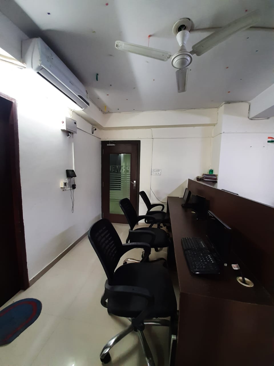 Pravel Co-Working Space, S G Highway BI544